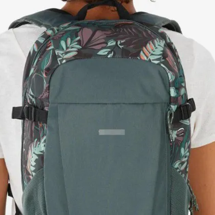 Нагла кражба в столичен парк: Задигнаха раница с документи и екипировка за 2 минути