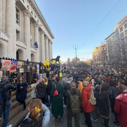 Близките на шестимата мъже открити мъртви в хижата на Петрохан
