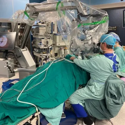 Роботизирана система подпомогна поставянето на кохлеарен имплант в Интегралния център на УМБАЛ &bdquo;Свети Георги"