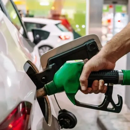 Цените на горивата: Следете ги в GlasNews ЕЖЕДНЕВНО ГРАФИКИ