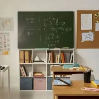 Започва изплащането на помощите за учениците