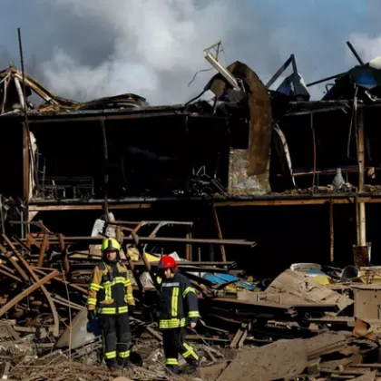 Четирима души са убити при масирана руска атака срещу Киевска област