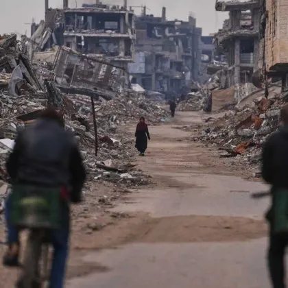 9 полицаи загинаха при удар в Газа