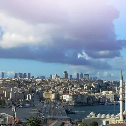 Спецакция! Откриха над 520 кг дрога, натъпкана в четири камиона