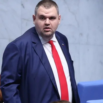 ДПС регистрира днес листите си за парламентарните избори на 19