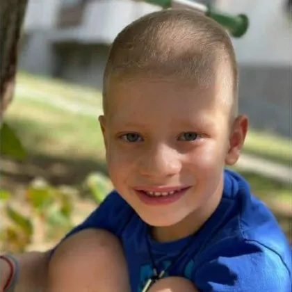 Левкемията отне детството му, но не и надеждата: помогнете на 7-годишния Никола