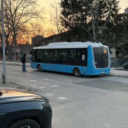 Мъж нападна шофьор на автобус в Русе Случката се е