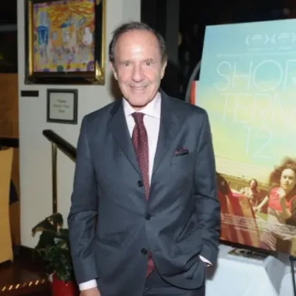 Епстийн съветвал магнат да се откаже от контрола над финансите си