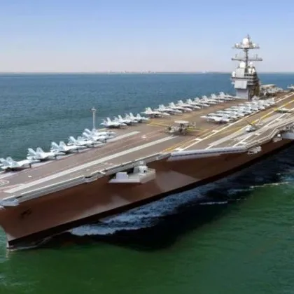 Откриха неочакван детайл при пожара на американски самолетоносач