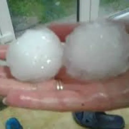 Градушка с размер на грейпфрут удари САЩ &ndash; NASA с необичаен апел към хората