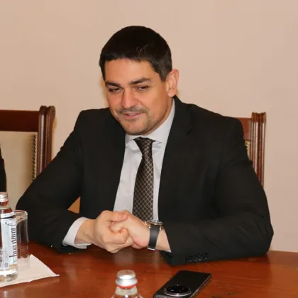 Морал единство чест регистрира листи с кандидати за народни представители във