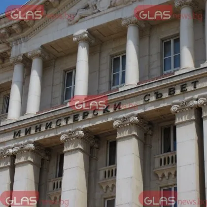 МС да подкрепи временното прекратяване на търговията с емисии на ЕС, реши единодушно НС