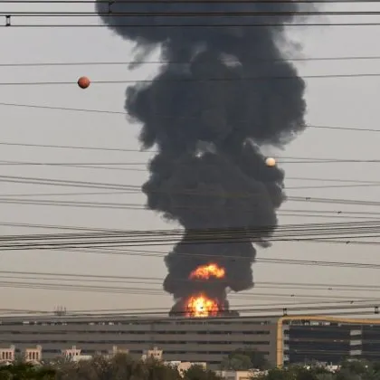Публикуваш &ndash; изчезваш: туристи попадат в затвора в Дубай за клипове от войната