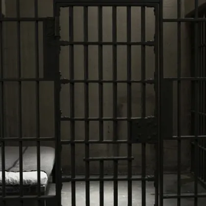 Мъж влезе в затвора за измама за 57 000 лева в София