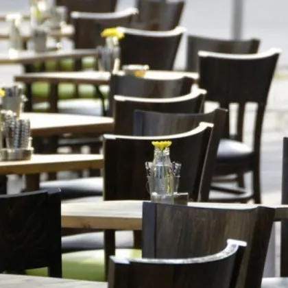 Ресторантьори призовават партиите да покажат програмите си в сектор туризъм