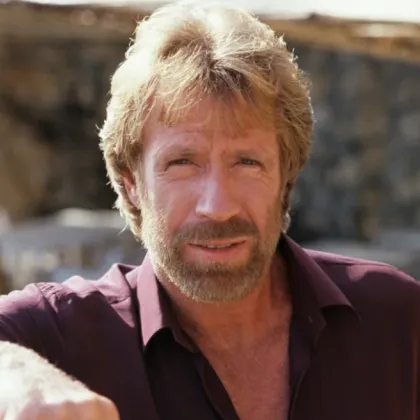 Почина непобедимият Чък Норис