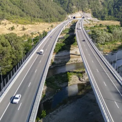 Ограничават движението по АМ "Струма" за седмица