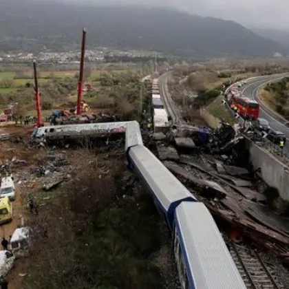 Хаос! Отложиха делото за кошмарната влакова катастрофа, отнела 57 живота