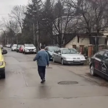 "Заплашва да те наръга и убие, не спира да псува": Пиян вдигна накрак столичен квартал