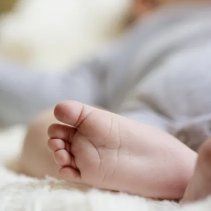 Братчето на спасеното бебе с 1 000 000 левкоцита стана донор на костен мозък