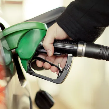 Правителството решава за компенсациите за горивата