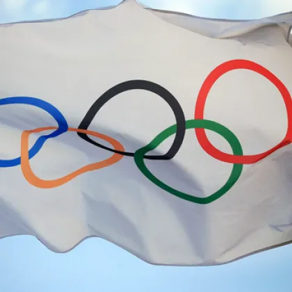 МОК забрани участието на транссексуални жени в Олимпийските игри