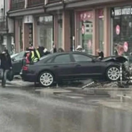 Страшна катастрофа в София, пристигнаха медици СНИМКИ