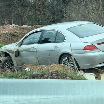 БМВ катастрофира на един от изходите на София СНИМКИ