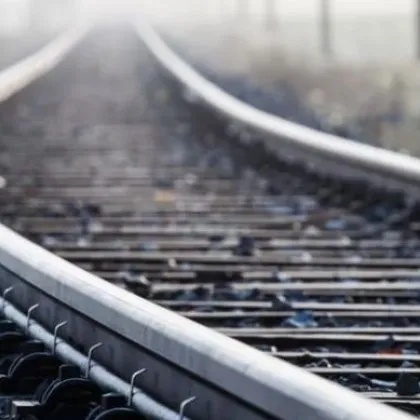 Близо 200 метра железопътни релси изчезват от терен в Пловдив не