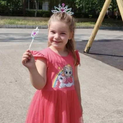 Отведохме я за повръщане, върнаха ни я в ковчег: гняв в Добрич след смъртта на дете