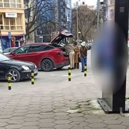 Длъжни ли са пешеходците да заобикалят кола спряна на зебра
