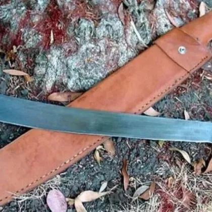 Кървав ужас! Въоръжен с мачeтe уби четири деца