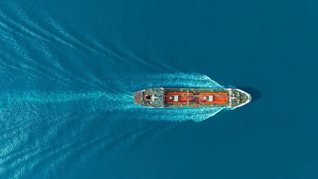 Кораби с китайски химикали за ракетно гориво пристигнаха в Иран