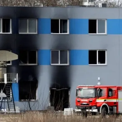 Задържаха у нас българин, заподозрян в палеж на оръжеен склад в Чехия