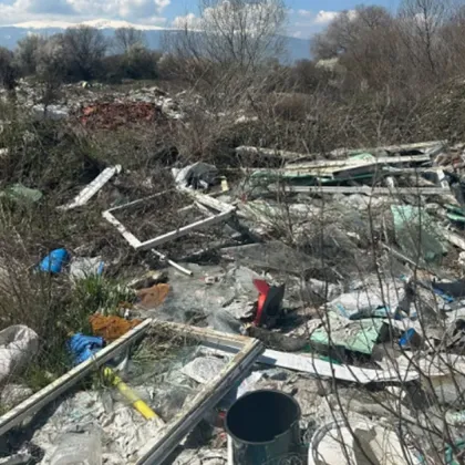 Жители на с. Долни Богров излязоха на протест заради нерегламентирано сметище