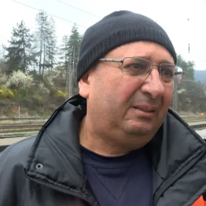 Машинистите на влака, дерайлирал край Трявна: След 20 метра ни очакваше пропаст, но се спасихме