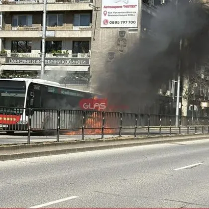 Експерт търси причината за пожара, пламнал в пловдивски рейс