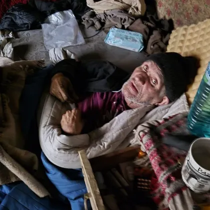 "Не може да стане от леглото": Aпел за помощ за мъж от Видин