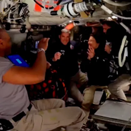 Рекорд за разстояние: Мисията на НАСА се завръща след прелитане покрай Луната