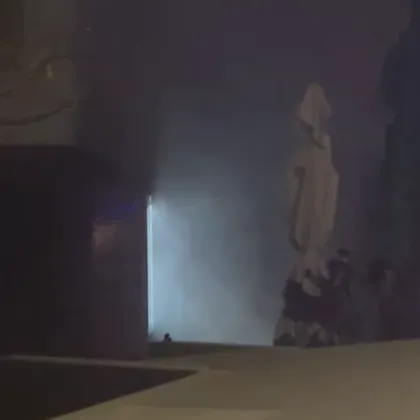 Коли пламнаха в подземен гараж в София