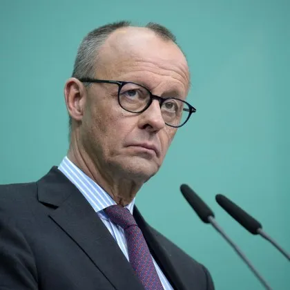 Берлин затяга режима: Германия връща украинци в бойна възраст у дома