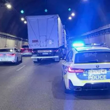 Нови разкрития за камиона, аварирал в тунел на АМ Хемус