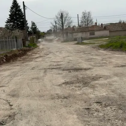 "Да ни освободят от данък МПС": Жители искат спешен ремонт на улица СНИМКА