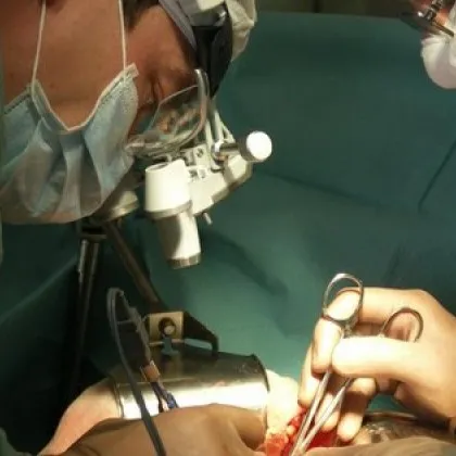 Хирург обърка вътрешните органи на пациент и отстрани черния му дроб