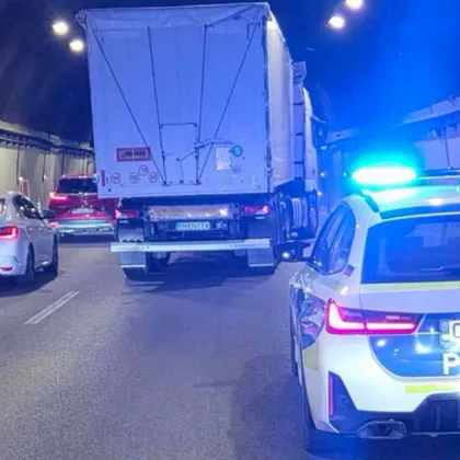 Прокуратурата: Няма доказателства за извършено престъпление от шофьора, запушил тунел "Витиня"