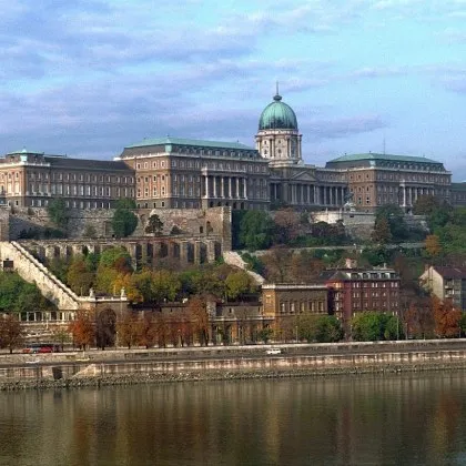 Bloomberg: Мадяр отказа резиденцията на Орбан