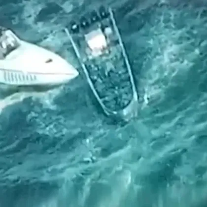 24-часова гонка в океана доведе до залавянето на 2 тона кокаин ВИДЕО