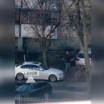Киев е разтърсен от стрелба при която има загинали и