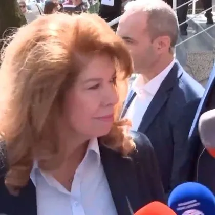 Йотова гласува, за да "има скоро работещо Народно събрание"