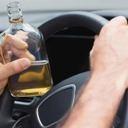 Дрогиран и пиян шофьор опита да избяга от полицейска проверка в Сливенско